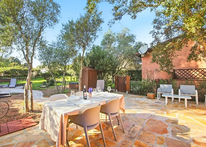 Hébergement de vacances La Quercia By Interhome *